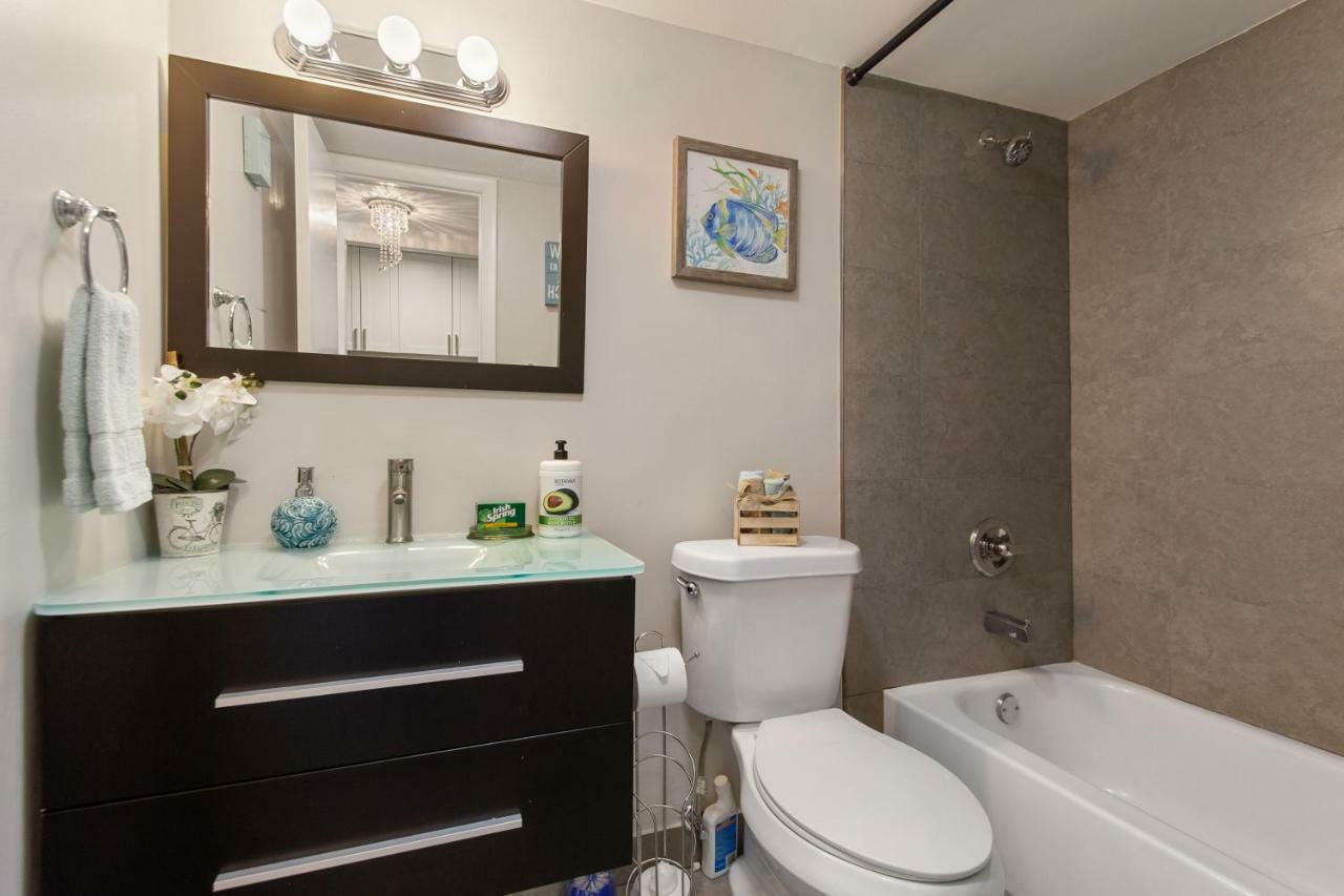 2 Bedroom 2 Bath With Patio On 11Th Collins Ave Miami Beach Buitenkant foto